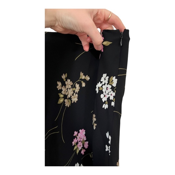 Floral, 100% Silk Midi Skirt 8P Loft - Picture 3 of 4